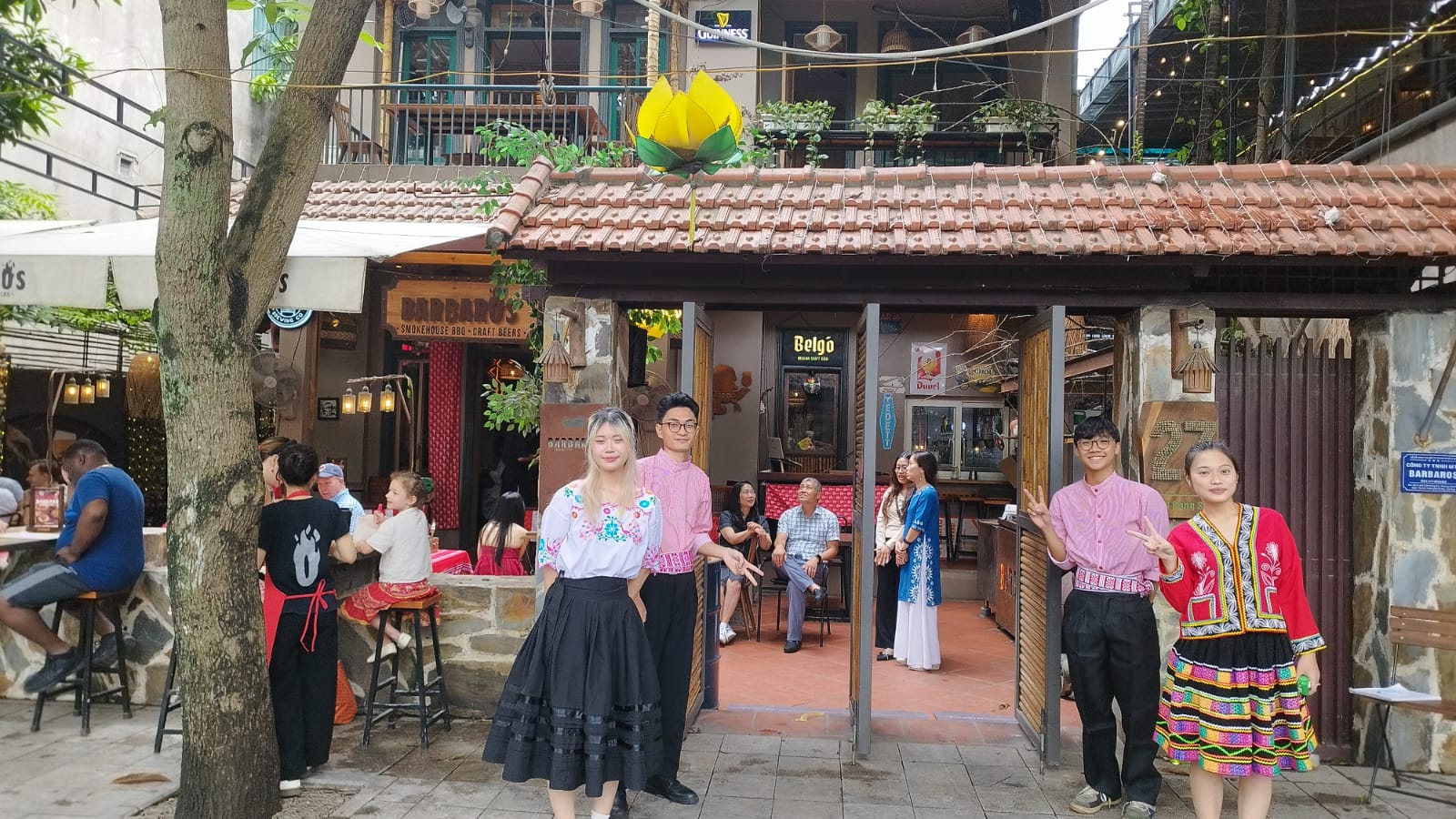 Barbaros Group with Carlos Bravo from Barbaros Restaurant participated in Tardeo by Caliz Wine Bar Da Nang and Kitchen Sessions